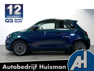 Hoofdafbeelding Fiat 500 Fiat 500 Fiat 500e Icon 42 kWh PANORAMADAK + CAMERA + CLIMA + CRUISE + LANE ASSIST + NAVI GROOT SCHERM + APPLE CARPLAY/ANDROID AUTO + BLUETOOTH + KEYLESS ENTRY&GO + PARKSENSOREN + 16" LM-VELGEN!!