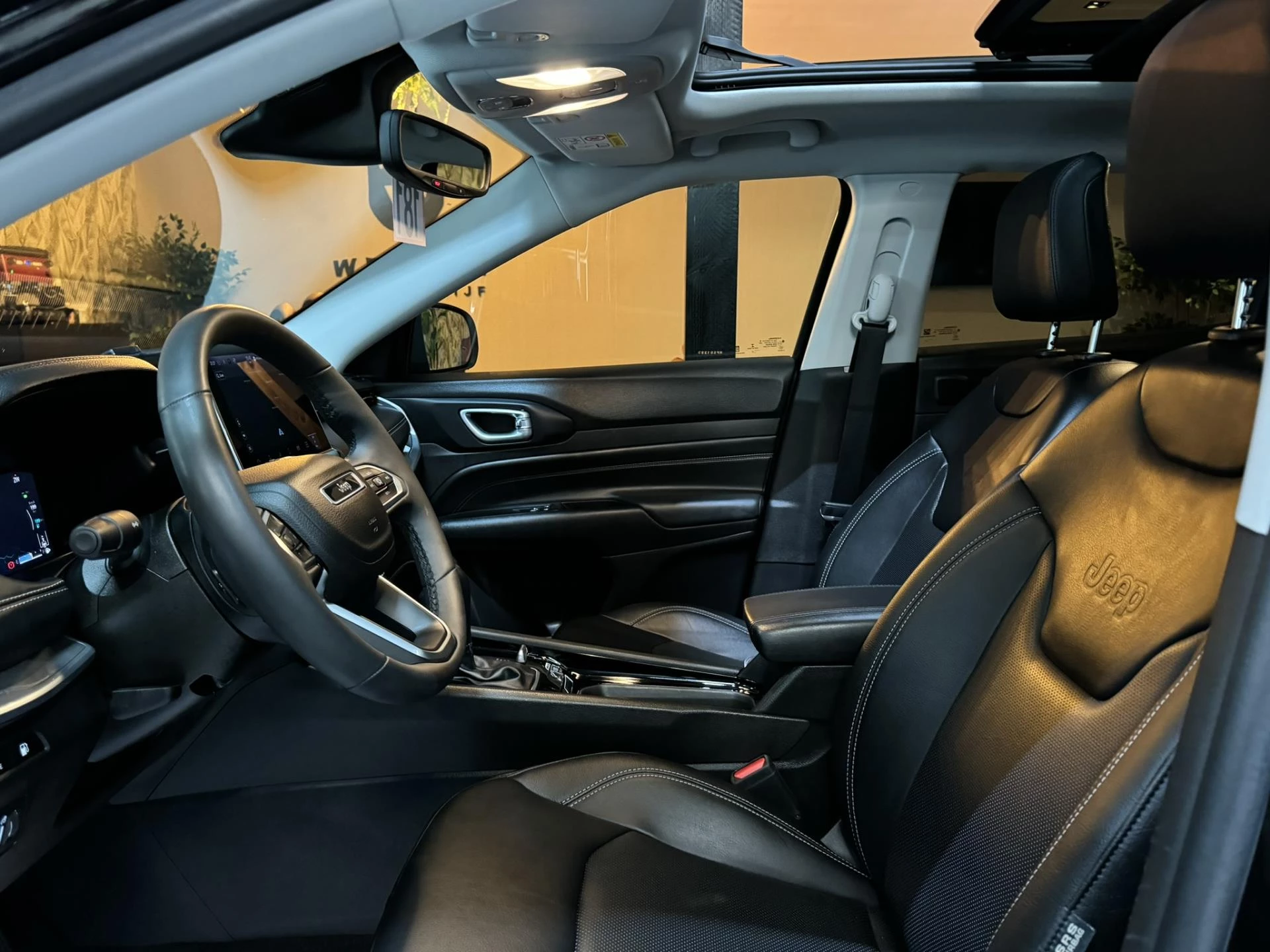 Hoofdafbeelding Jeep Compass