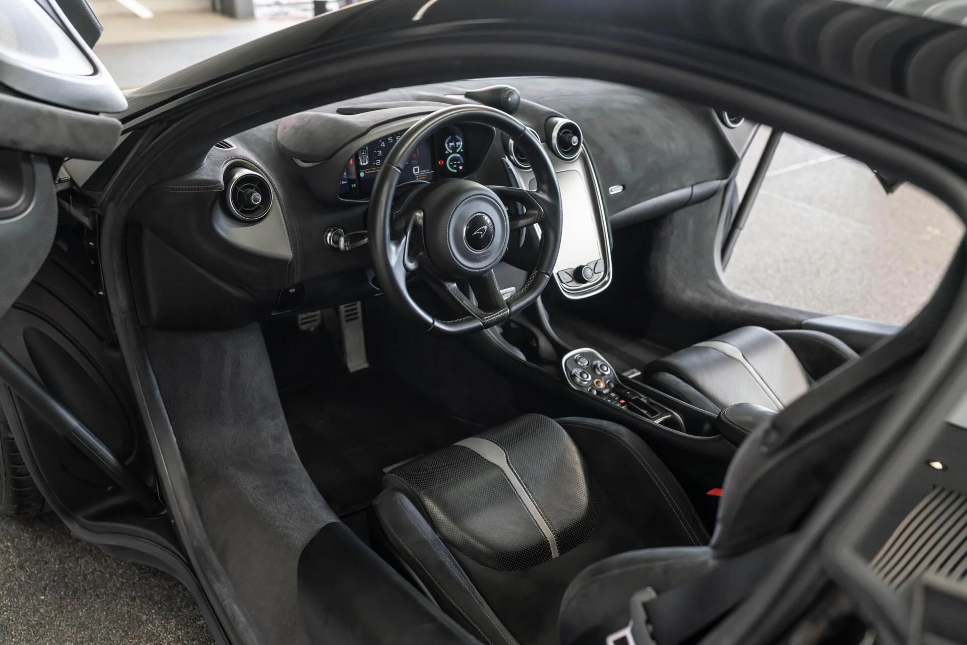Hoofdafbeelding McLaren 570GT