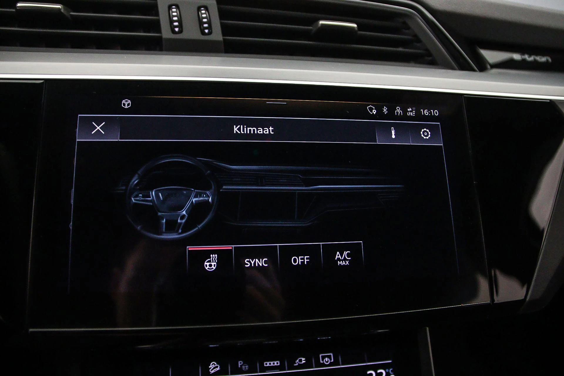 Hoofdafbeelding Audi Q8 Sportback e-tron