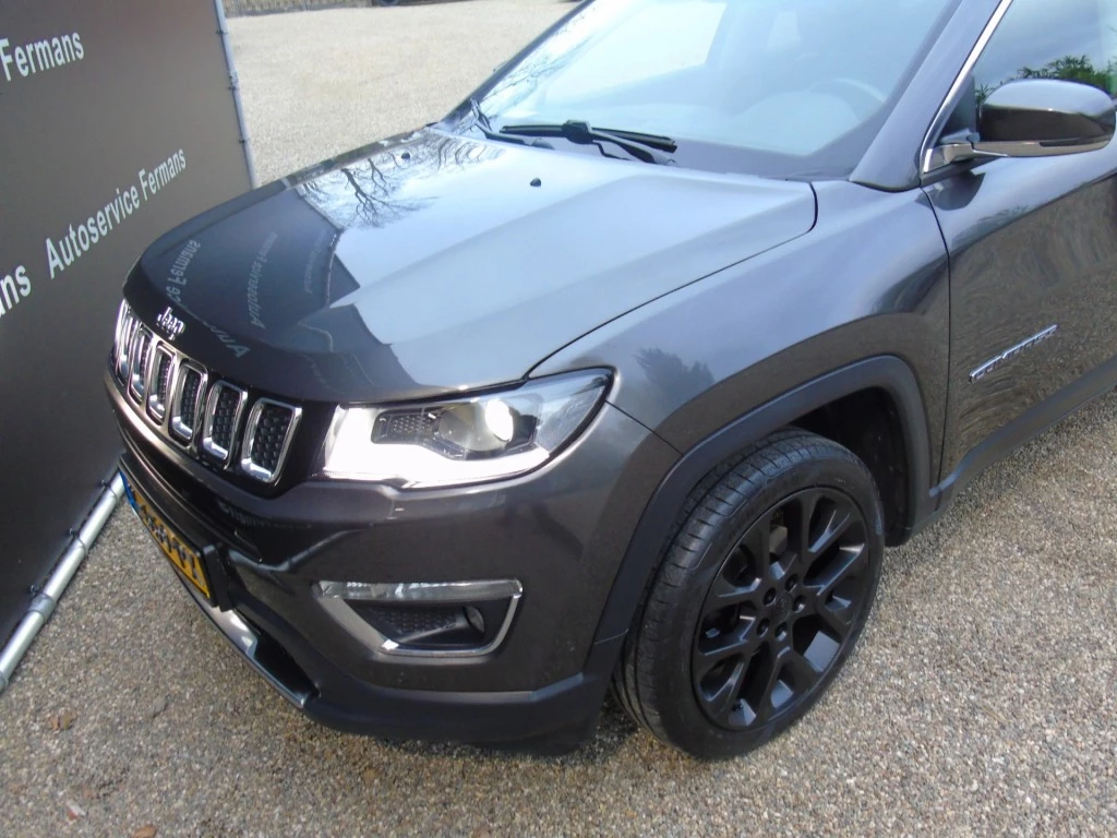 Hoofdafbeelding Jeep Compass