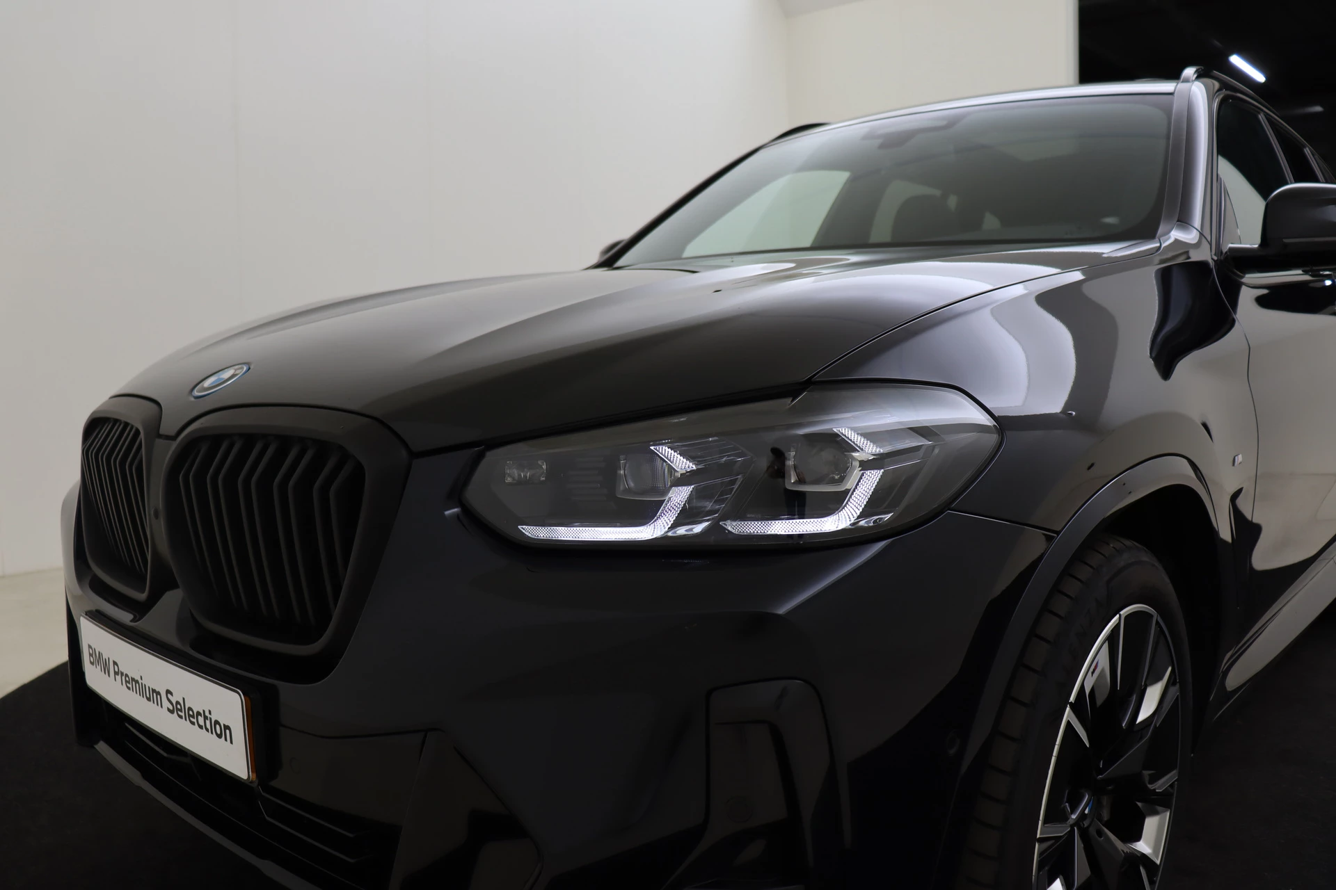 Hoofdafbeelding BMW iX3