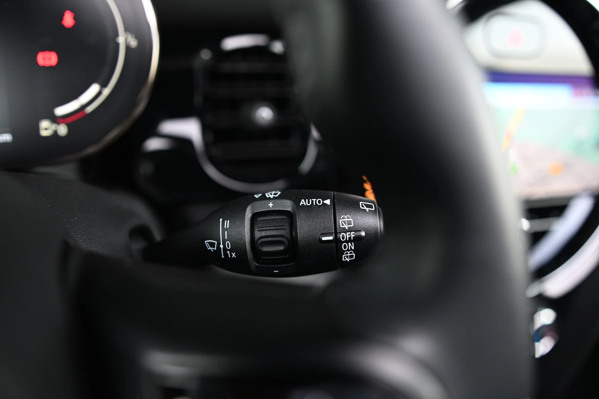 Hoofdafbeelding MINI One