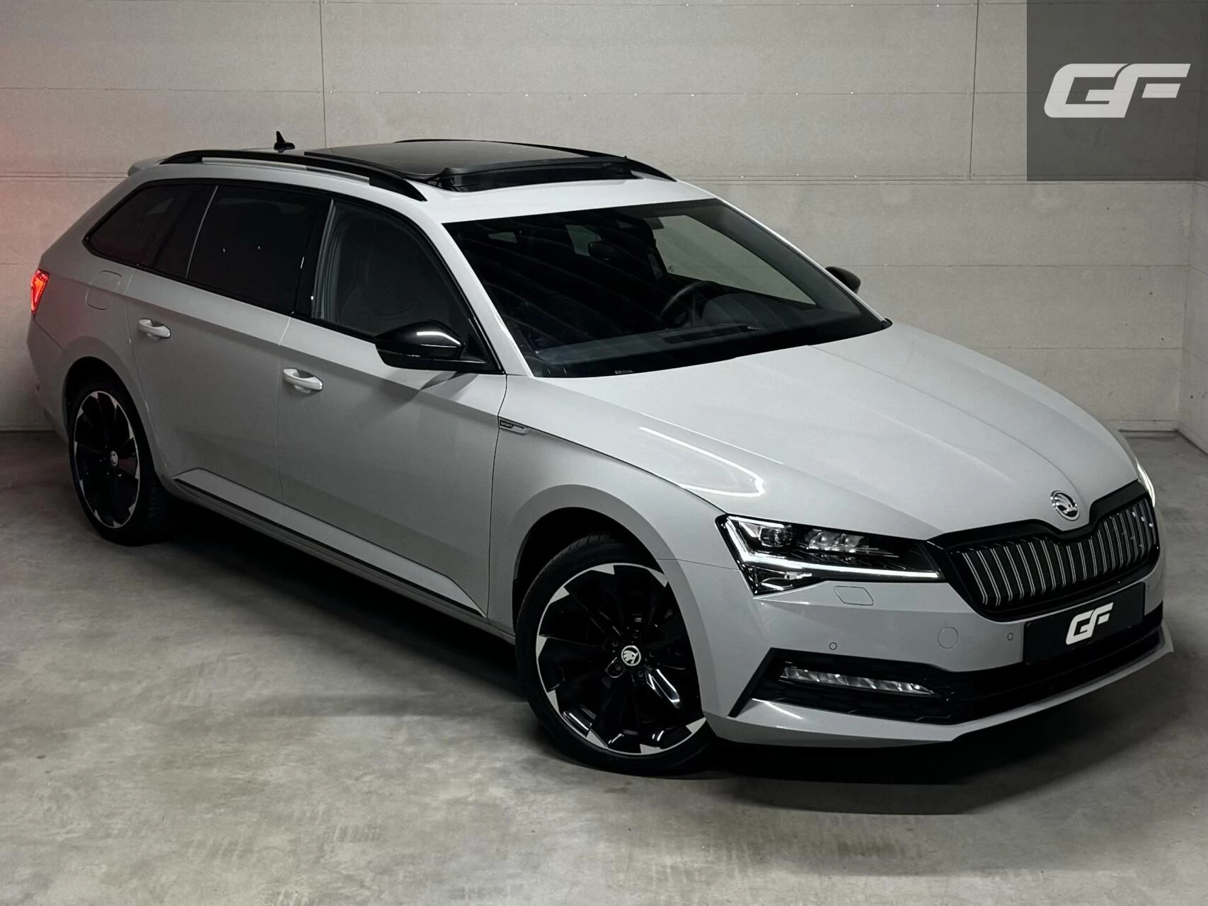 Hoofdafbeelding Škoda Superb