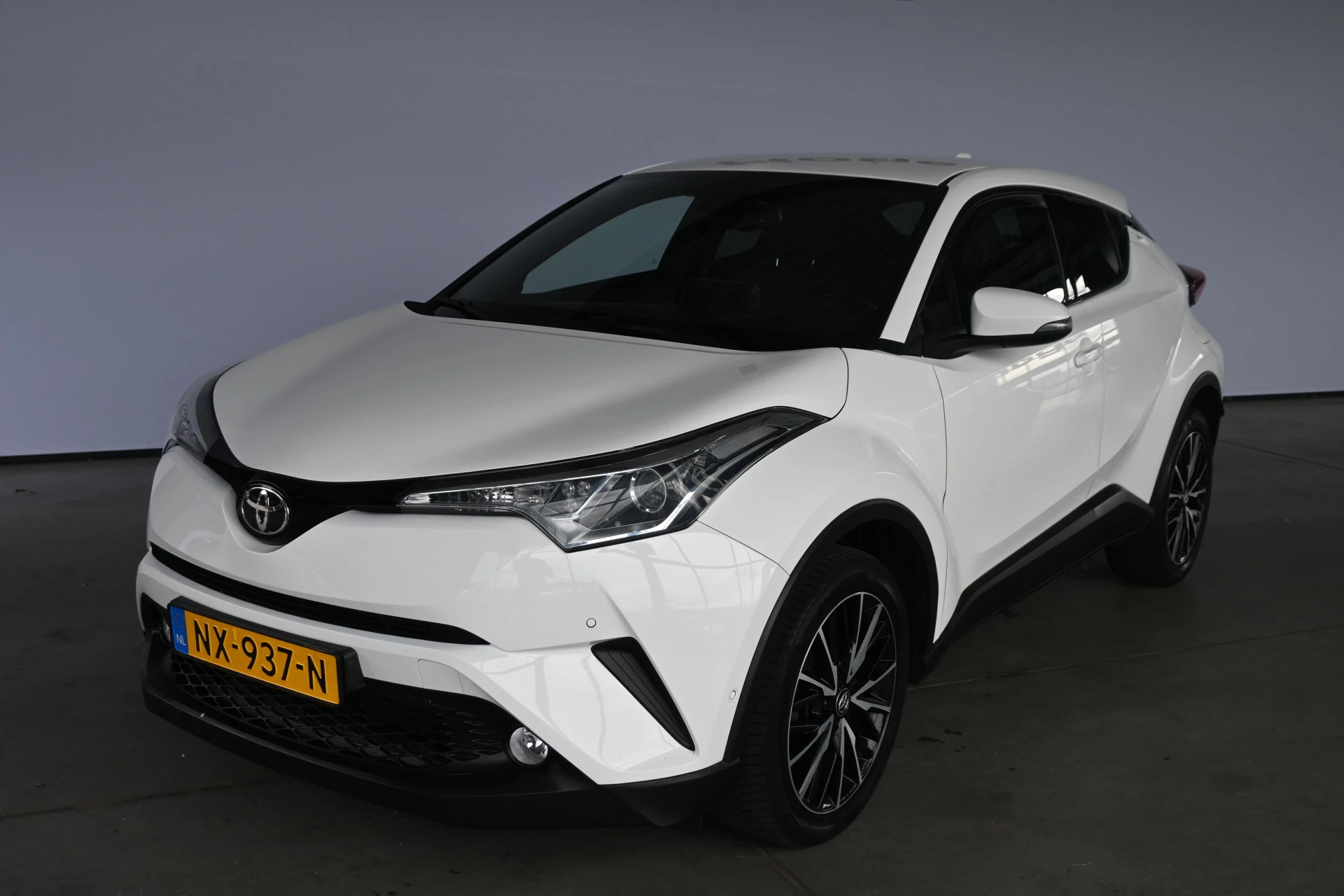 Hoofdafbeelding Toyota C-HR