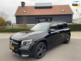 Hoofdafbeelding Mercedes-Benz GLB Mercedes-Benz GLB 200 AMG Line Night pakket Panoramadak AchteruirijCamera