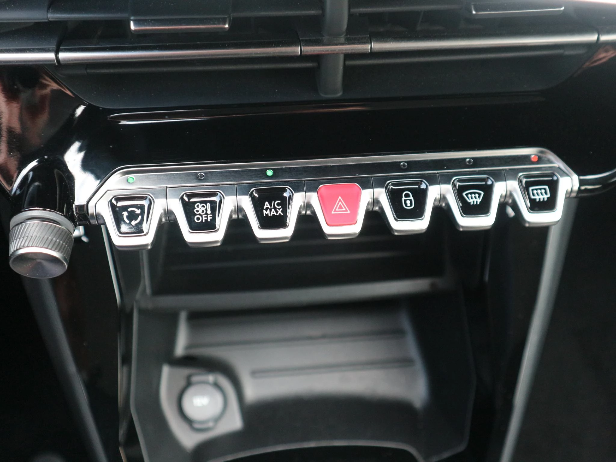 Hoofdafbeelding Peugeot e-208