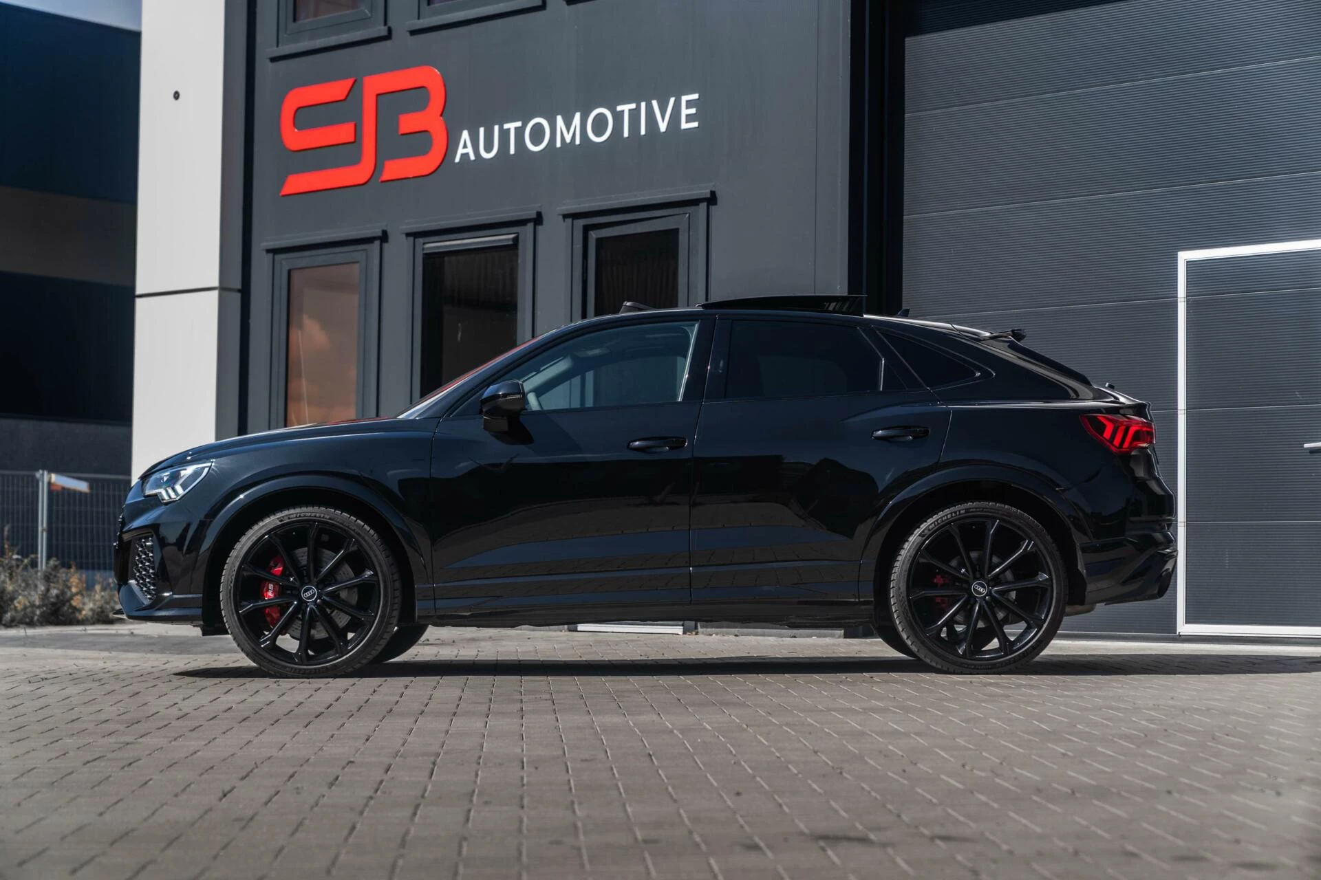 Hoofdafbeelding Audi RSQ3