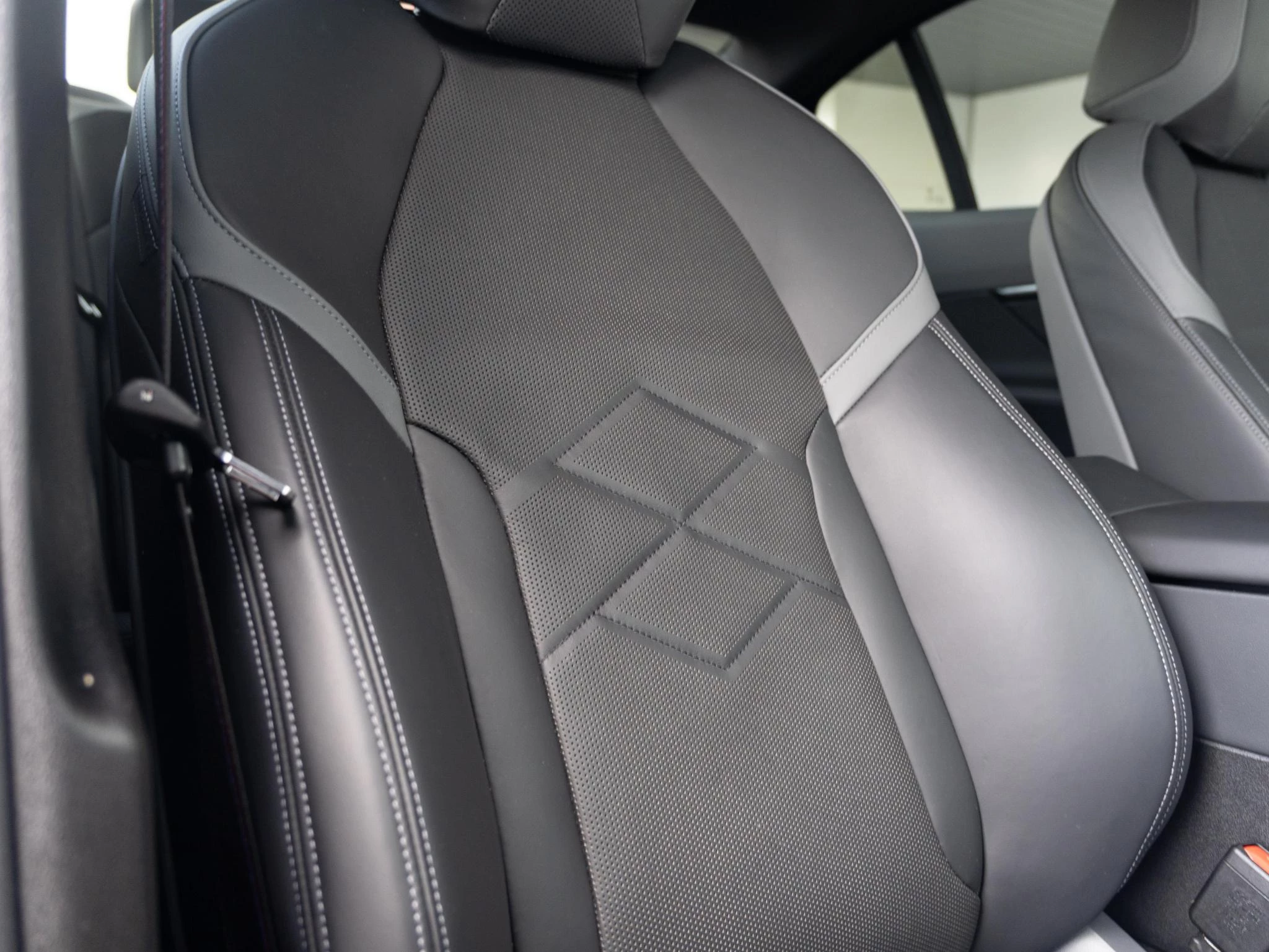 Hoofdafbeelding BMW i5