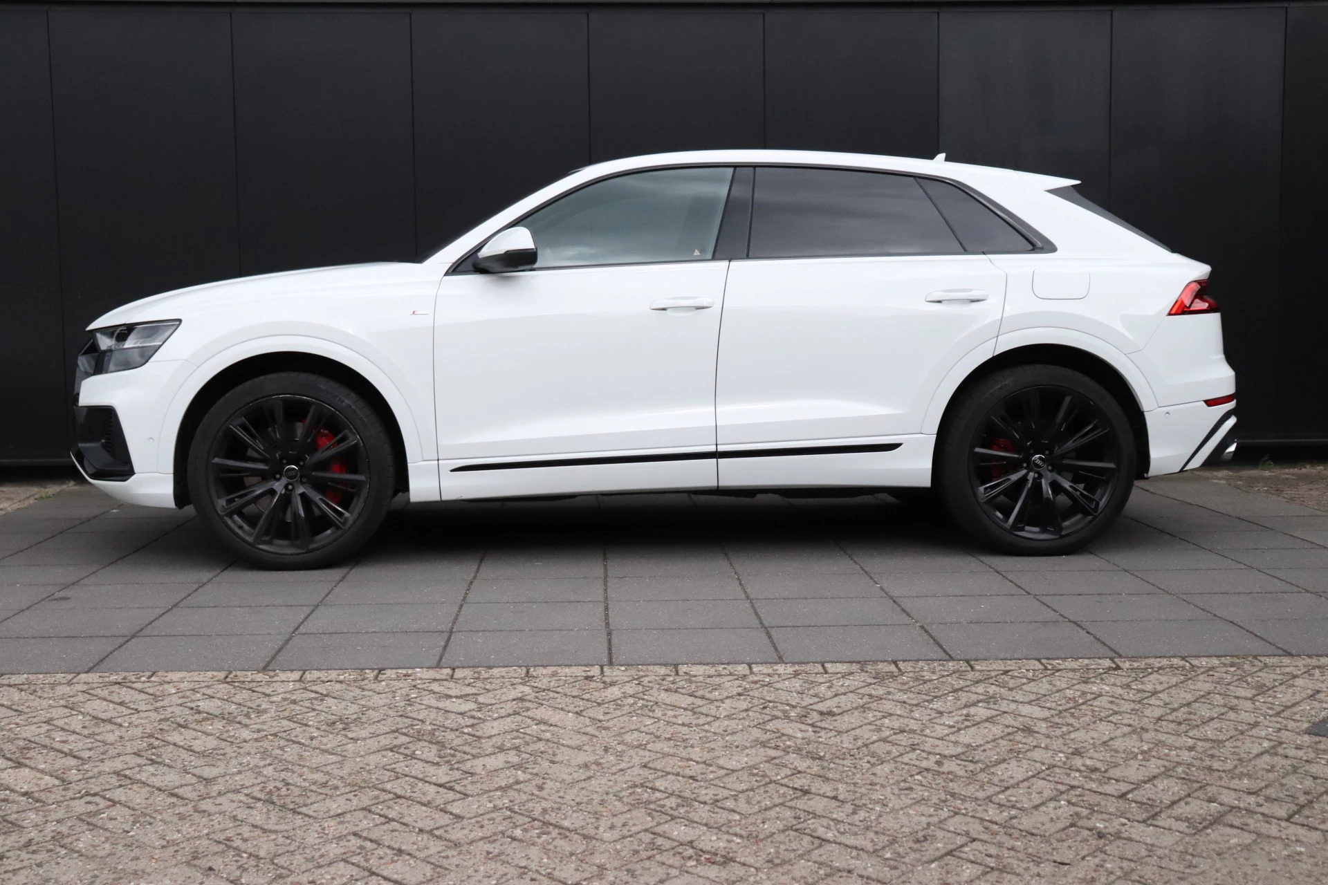 Hoofdafbeelding Audi Q8