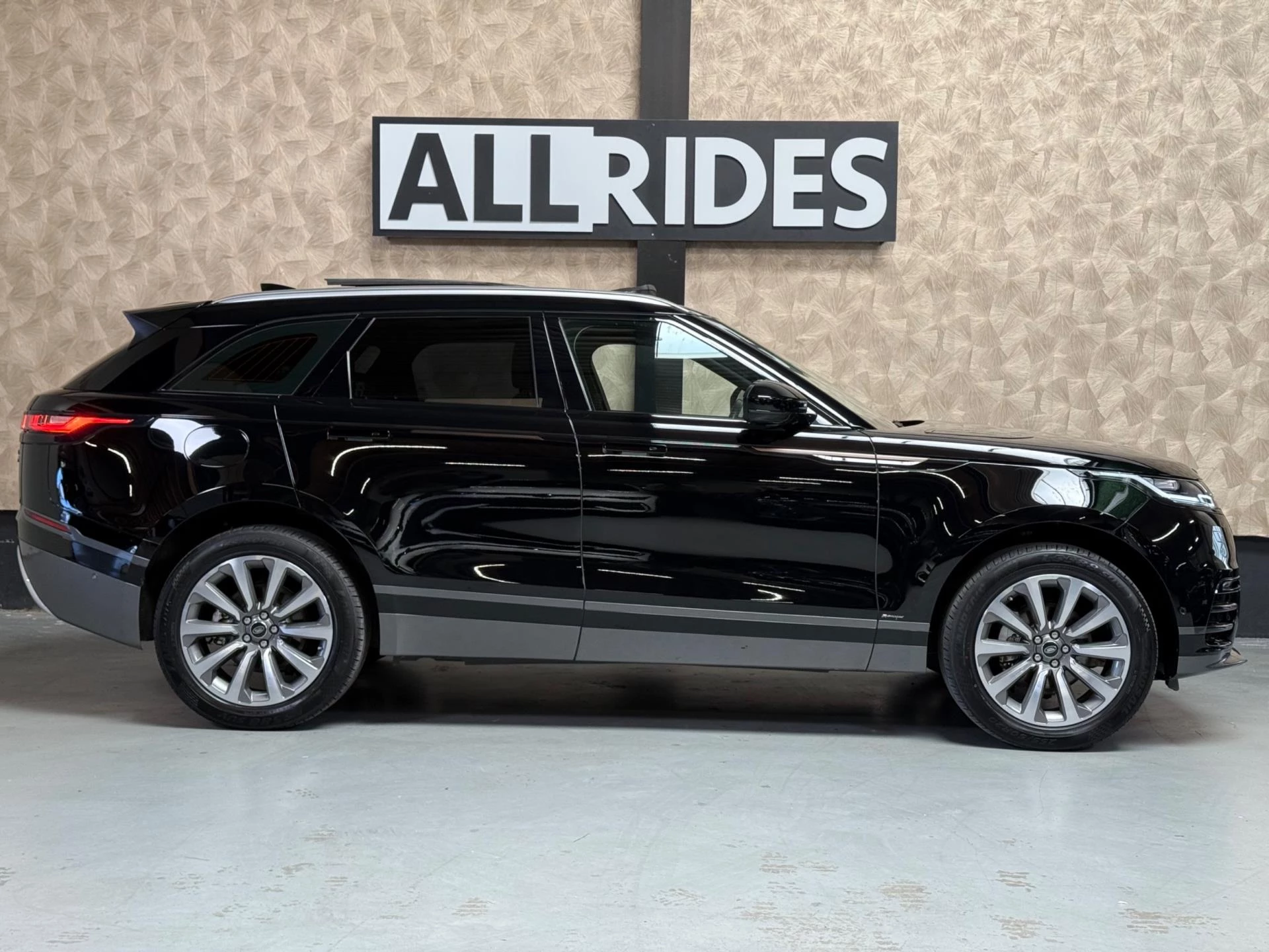 Hoofdafbeelding Land Rover Range Rover Velar