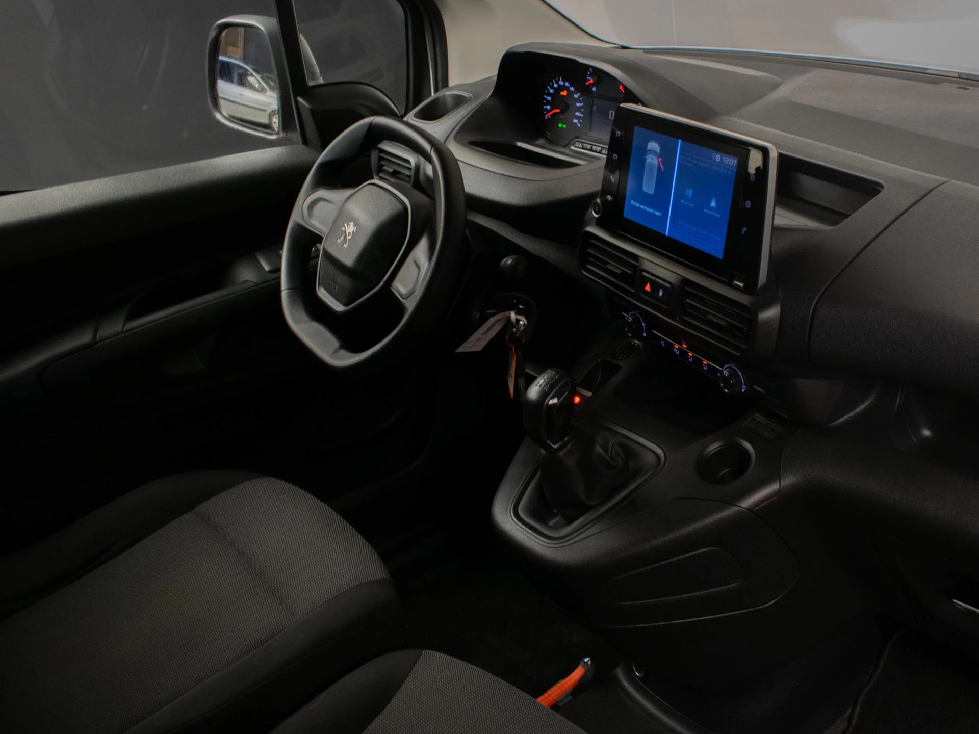 Hoofdafbeelding Peugeot Partner