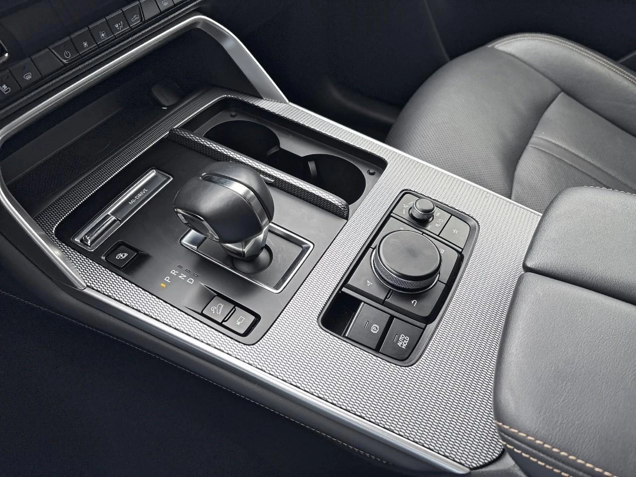 Hoofdafbeelding Mazda CX-60