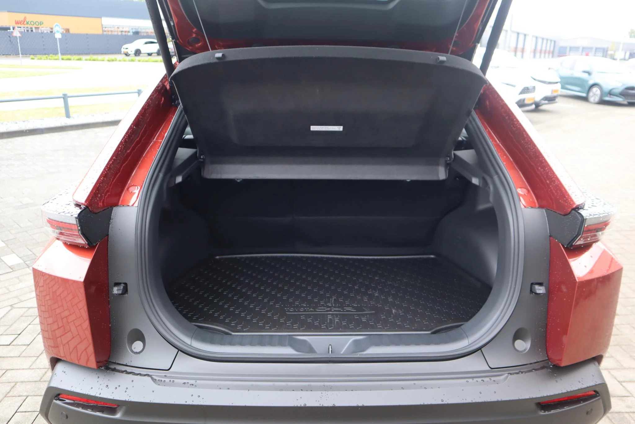 Hoofdafbeelding Toyota C-HR+