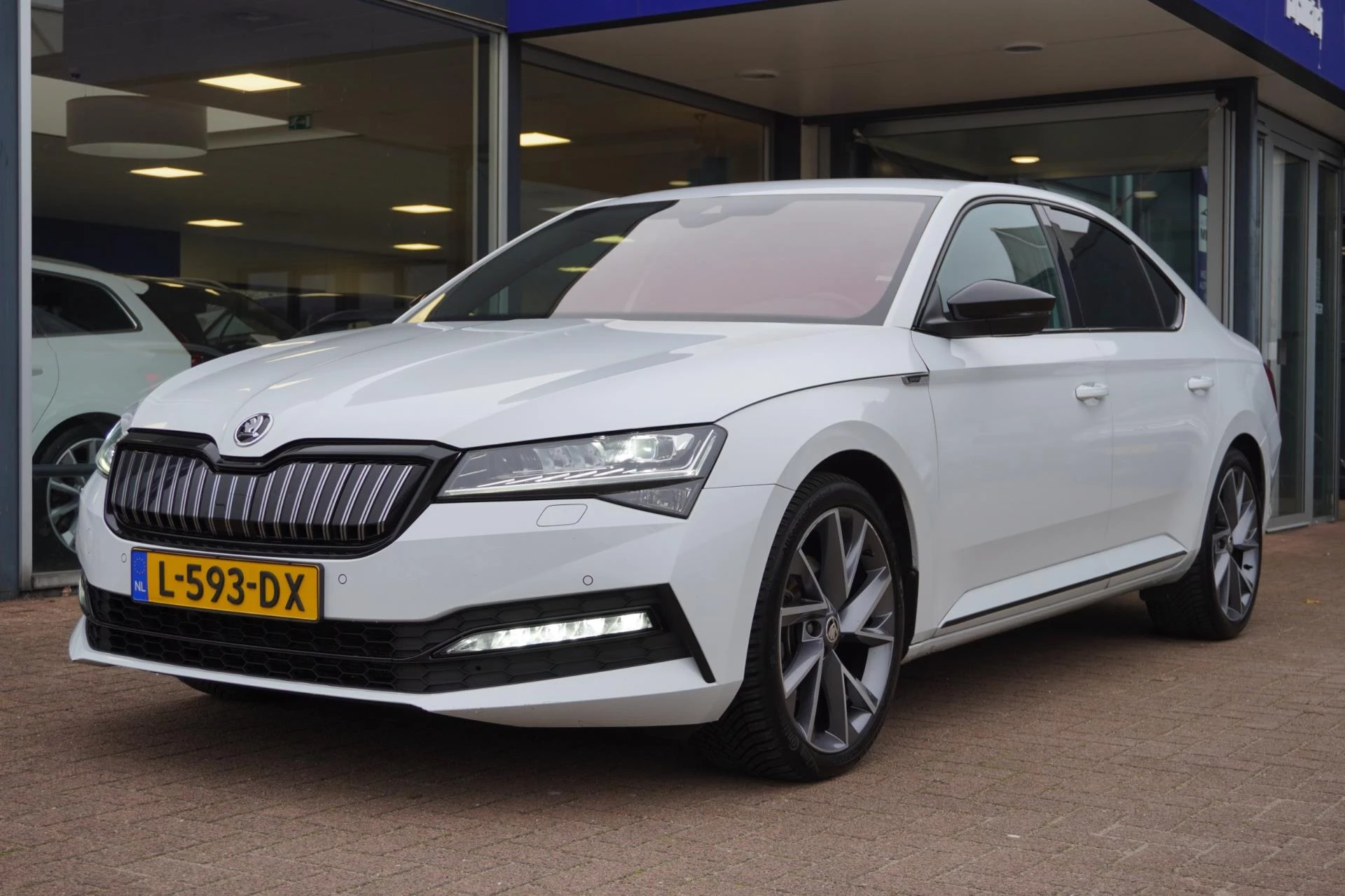 Hoofdafbeelding Škoda Superb