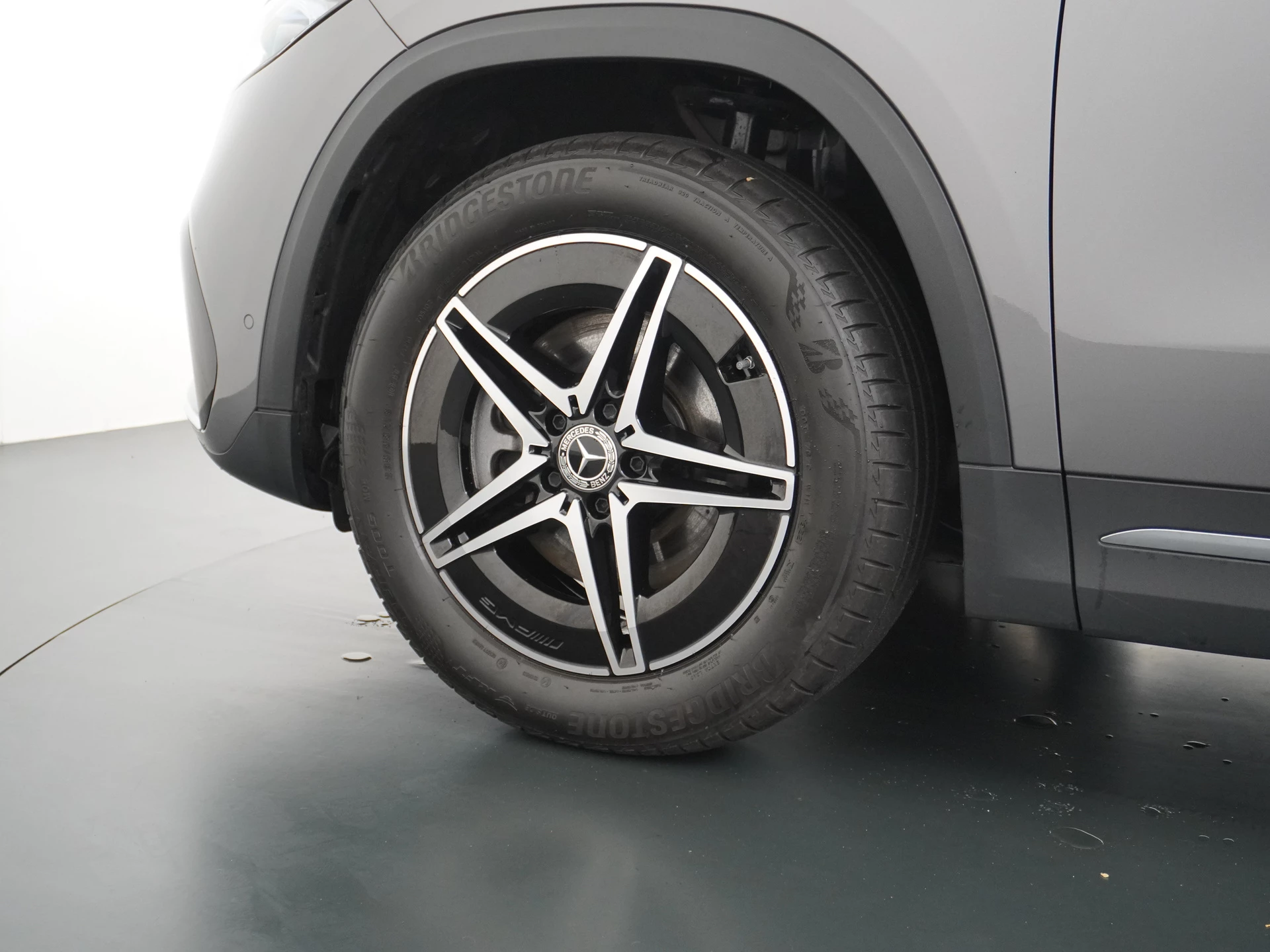 Hoofdafbeelding Mercedes-Benz EQA