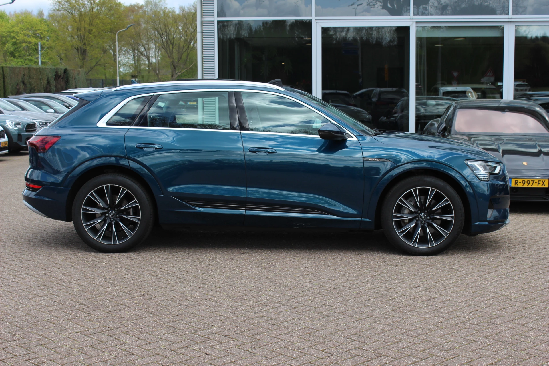 Hoofdafbeelding Audi e-tron