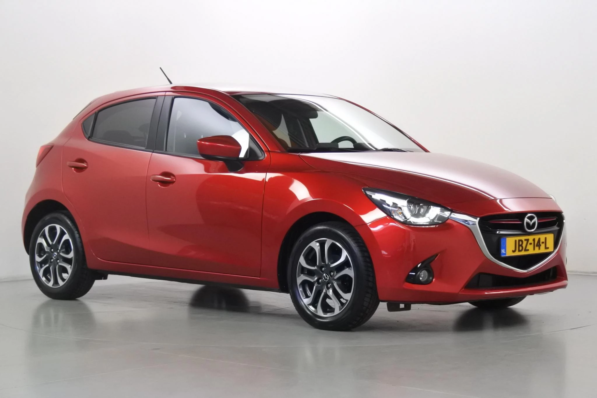 Hoofdafbeelding Mazda 2