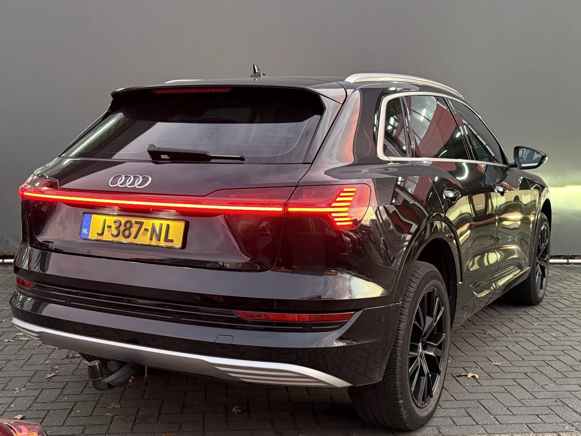 Hoofdafbeelding Audi e-tron