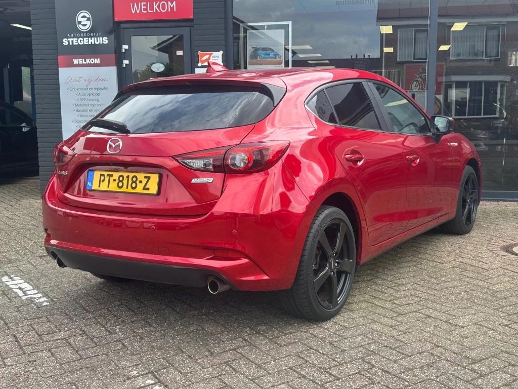 Hoofdafbeelding Mazda 3