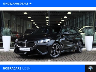 BMW 1 Serie 120 M Sport Automaat / Sportstoelen / Achteruitrijcamera / M Adaptief onderstel / Comfort Access / Adaptieve LED / Harman-Kardon / Stoelverwarming
