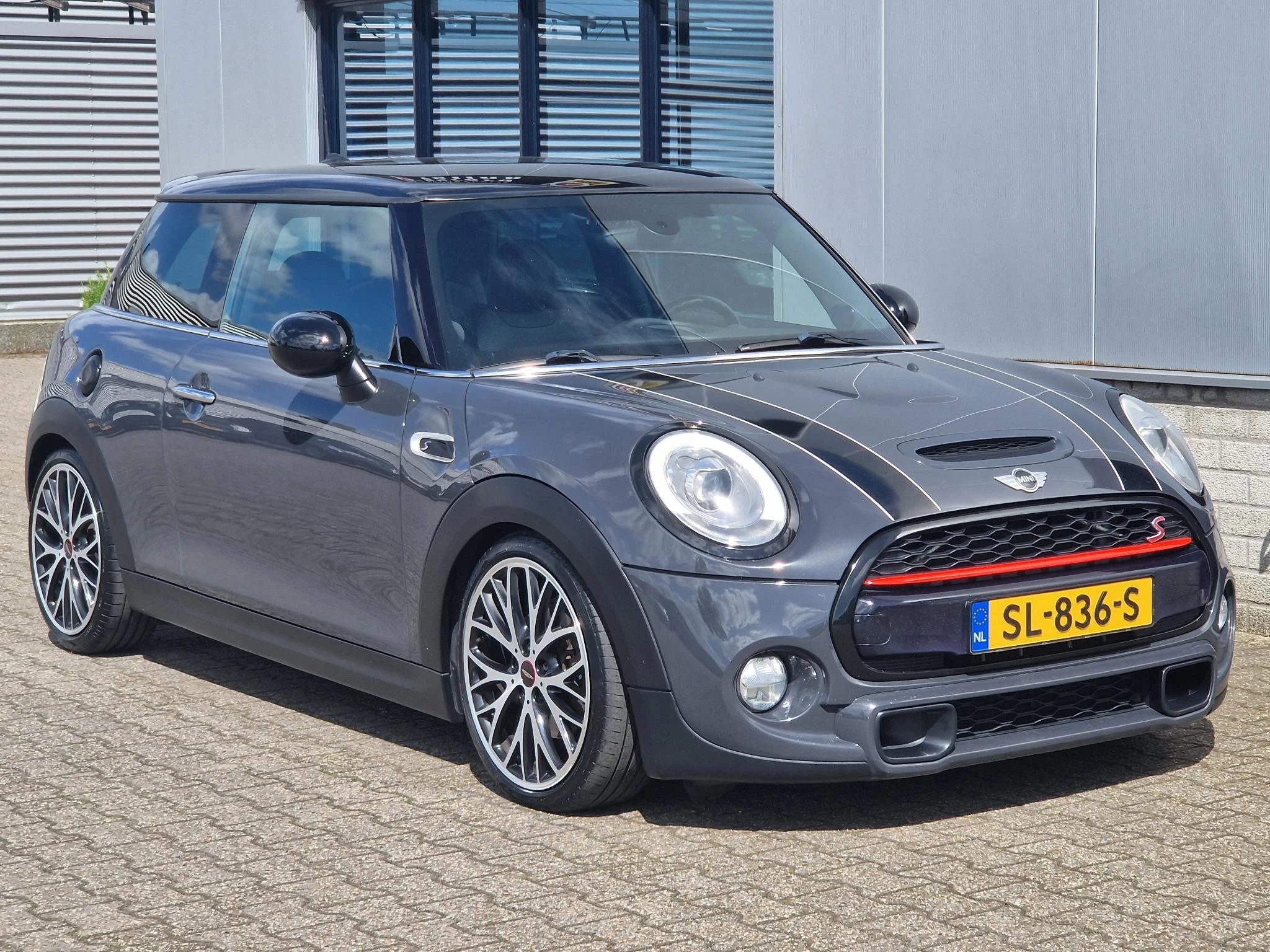 Hoofdafbeelding MINI Cooper S