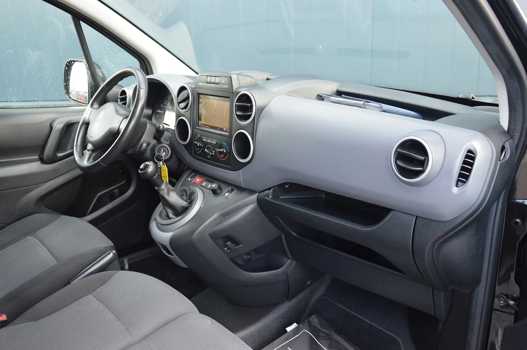 Hoofdafbeelding Peugeot Partner