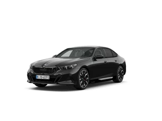 BMW i5 eDrive40 M Sport Edition | M Sportpakket | M Sportpakket Pro | Equipment Pack Pro | Travel Pack | Comfort pack