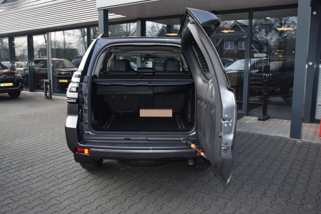 Hoofdafbeelding Toyota Land Cruiser