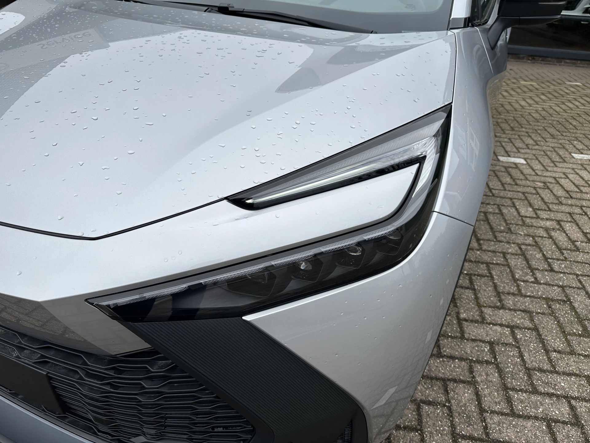 Hoofdafbeelding Toyota C-HR