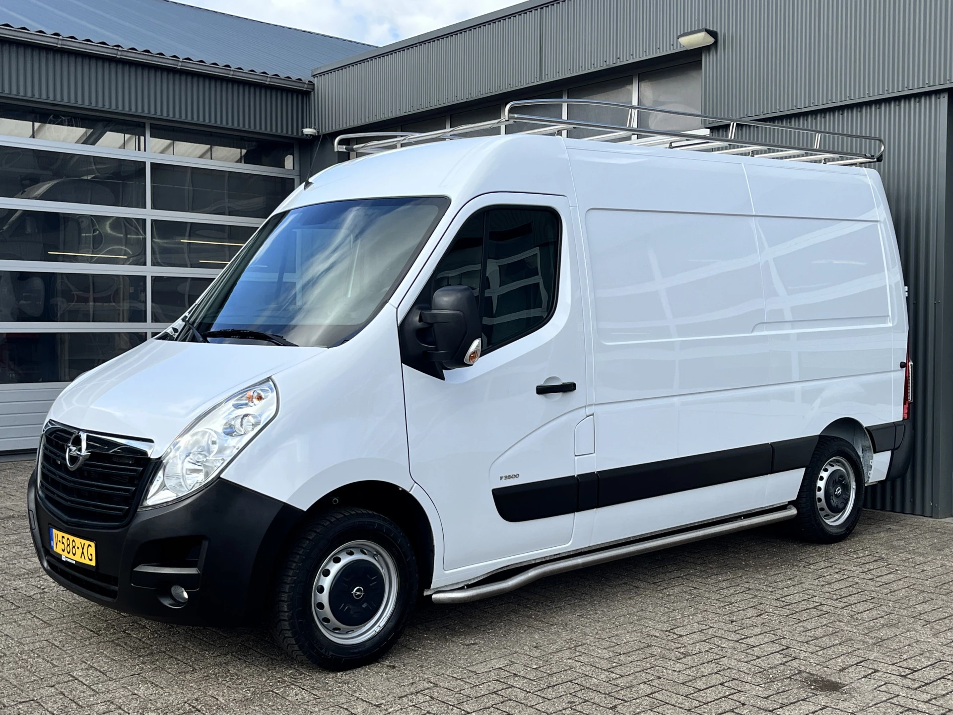 Hoofdafbeelding Opel Movano