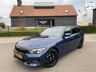 BMW 3-serie Touring 330e PLUG&HYBRID HEAD-UP SPORTLINE -SHADOW CAMERA LEER NAVI LED-XENON