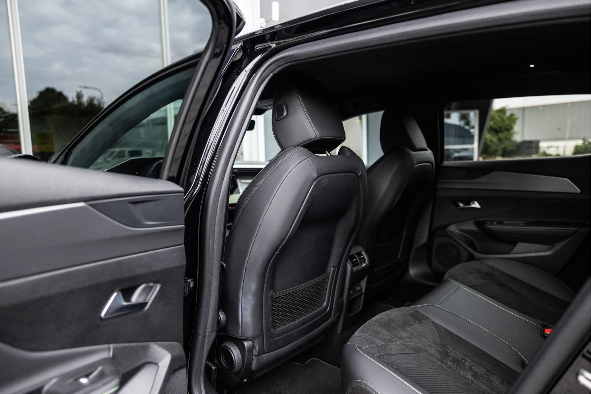 Hoofdafbeelding Peugeot 408