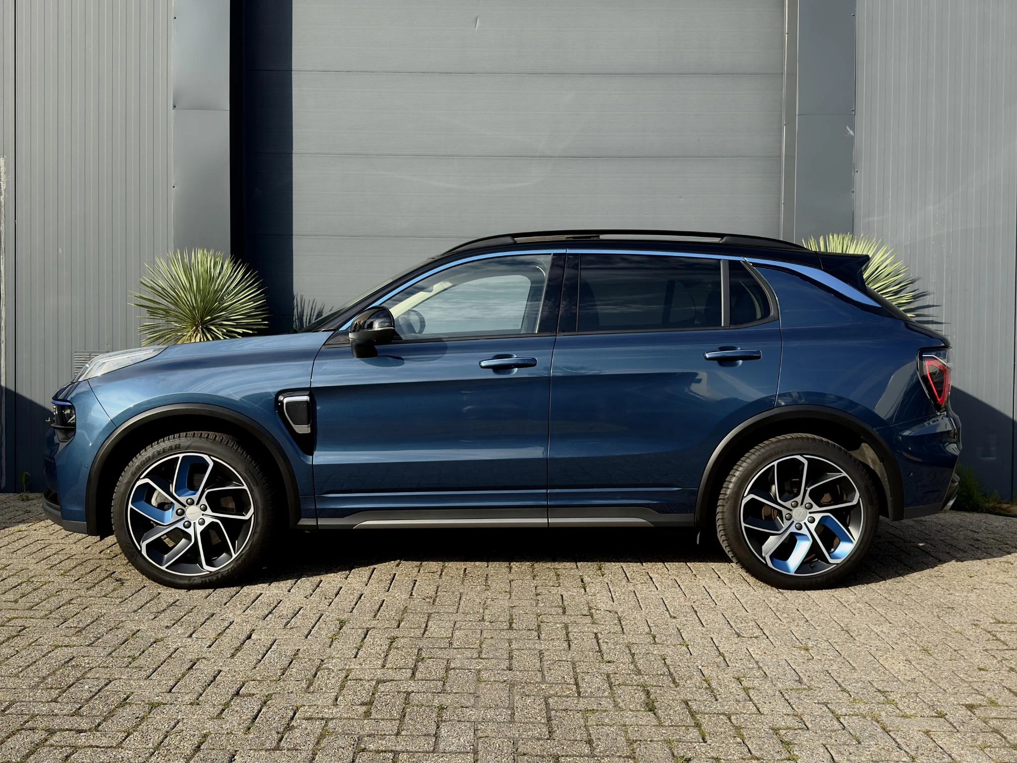 Hoofdafbeelding Lynk & Co 01