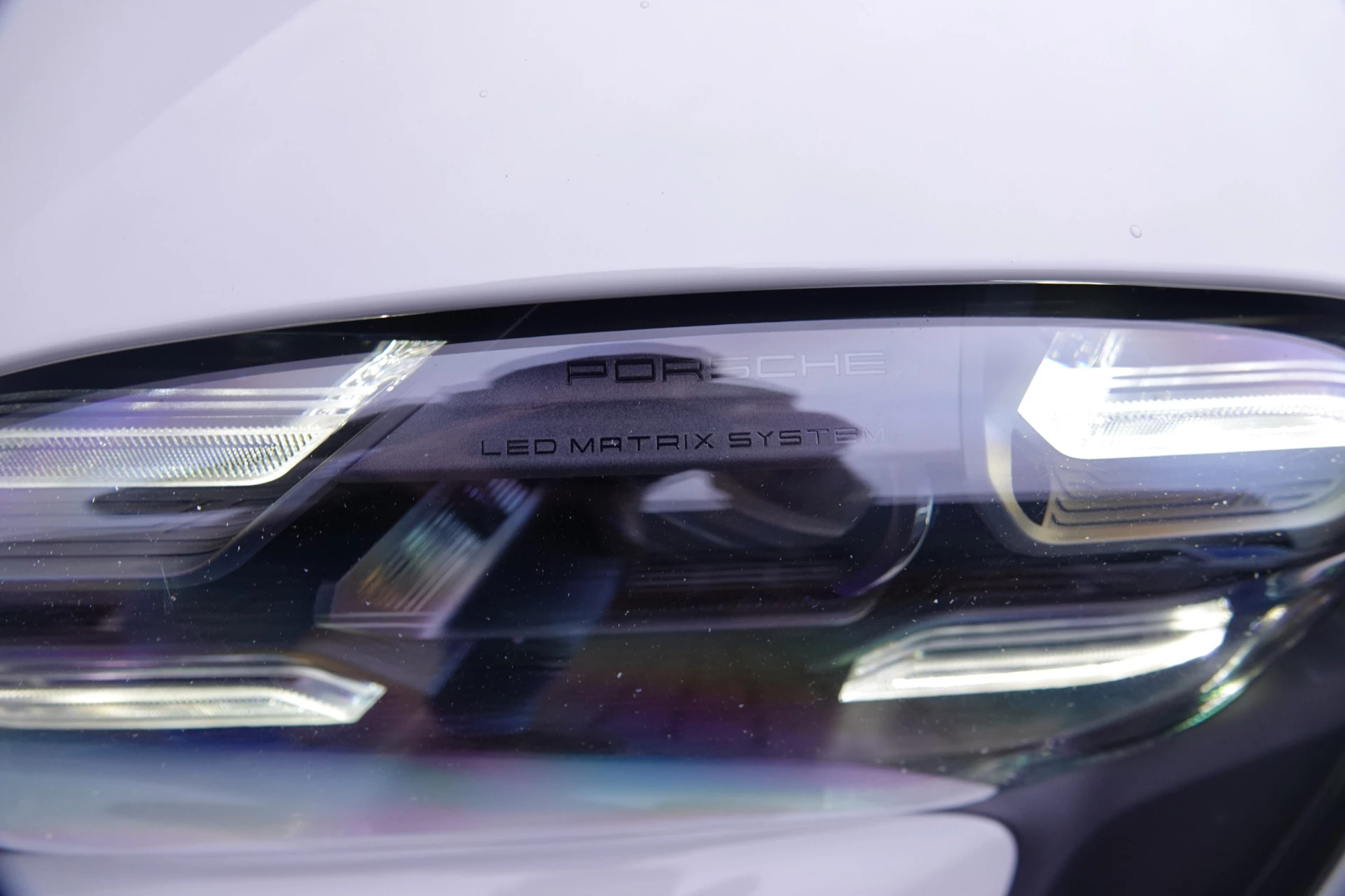 Hoofdafbeelding Porsche Taycan