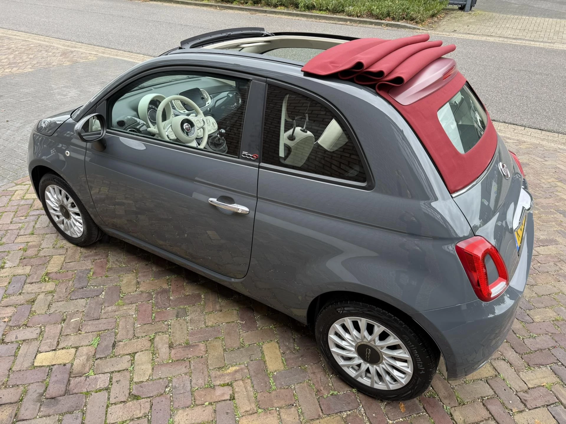 Hoofdafbeelding Fiat 500C