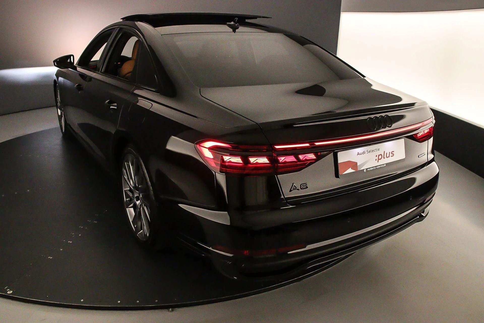 Hoofdafbeelding Audi A8