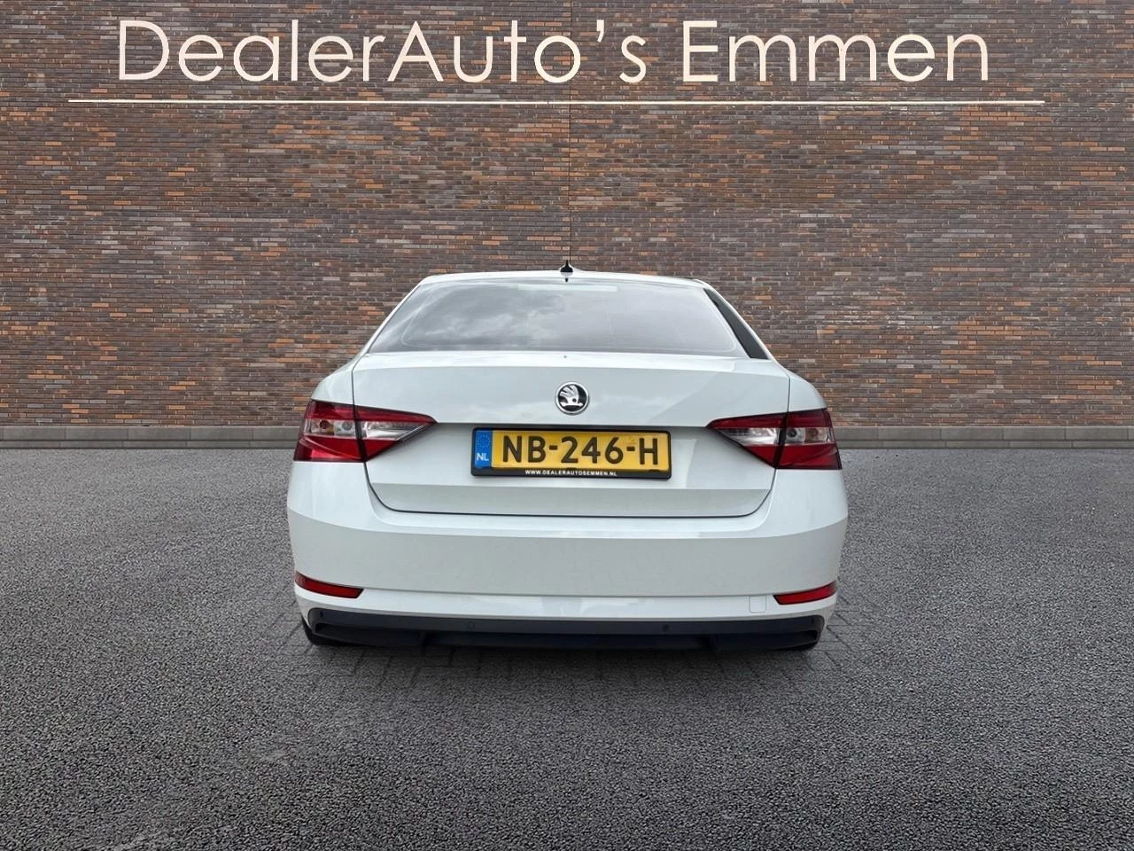 Hoofdafbeelding Škoda Superb