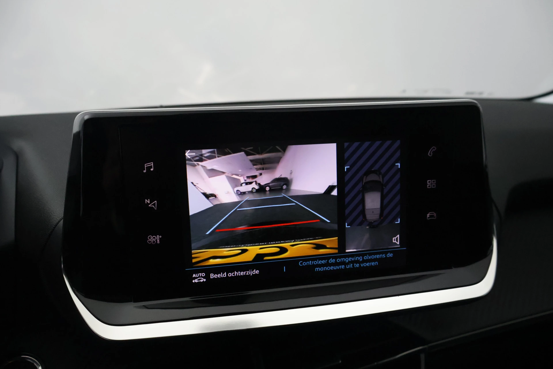 Hoofdafbeelding Peugeot e-208