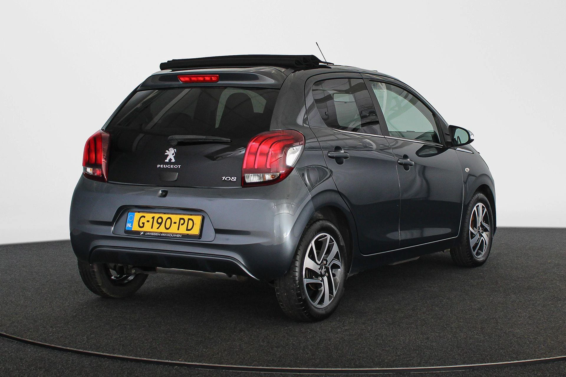 Hoofdafbeelding Peugeot 108