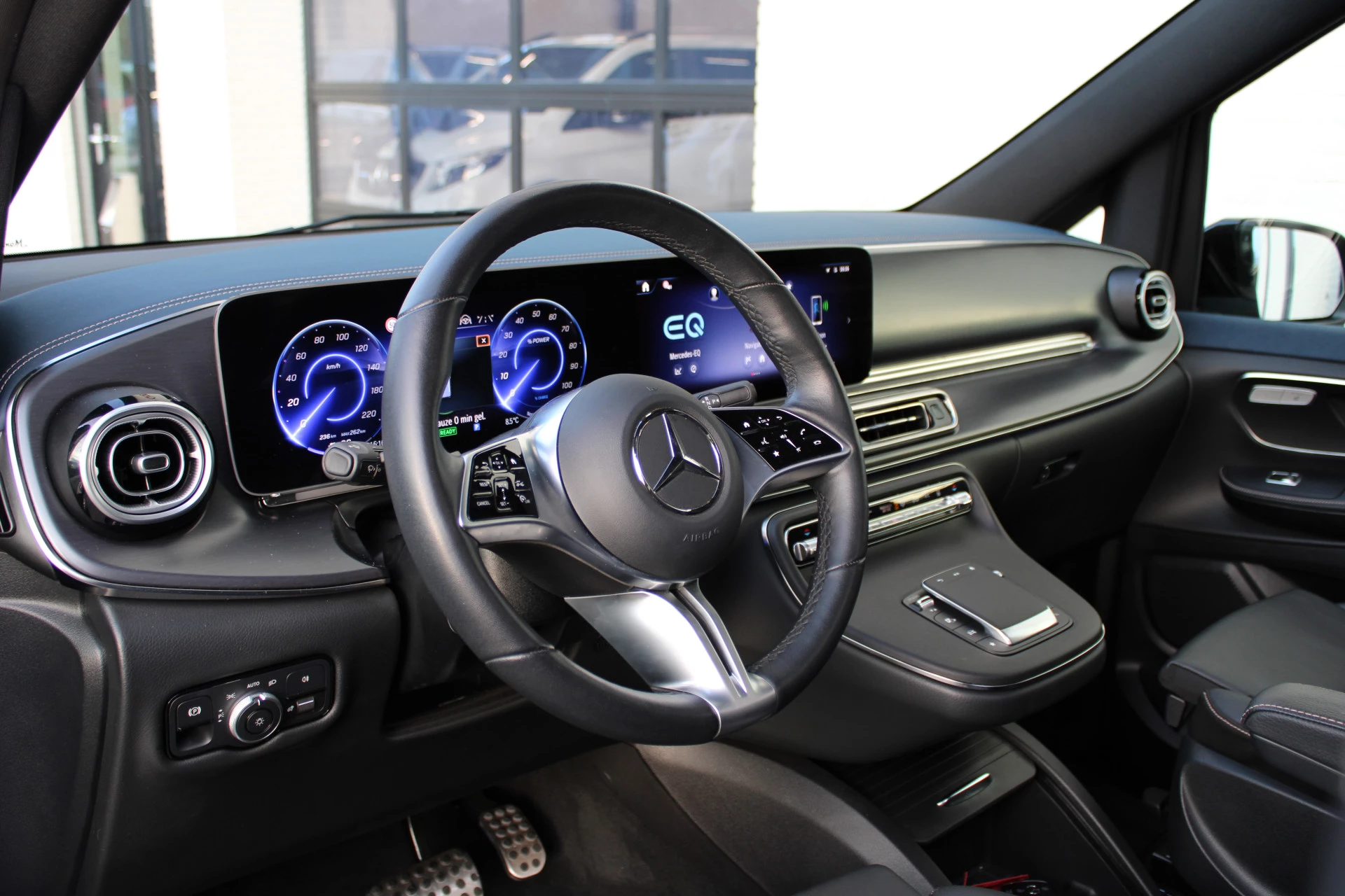 Hoofdafbeelding Mercedes-Benz EQV