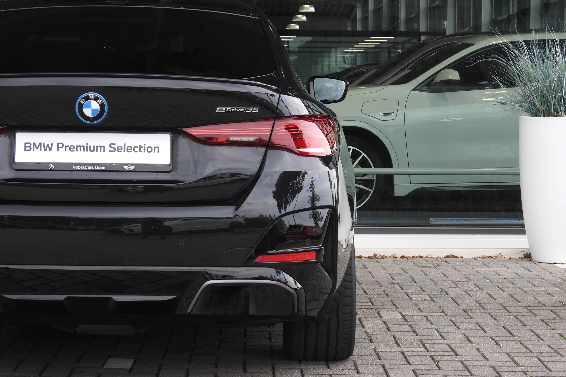 Hoofdafbeelding BMW i4