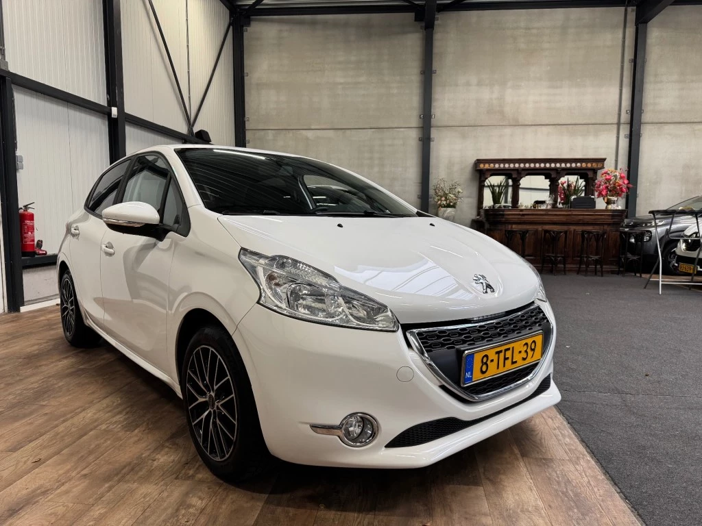 Hoofdafbeelding Peugeot 208