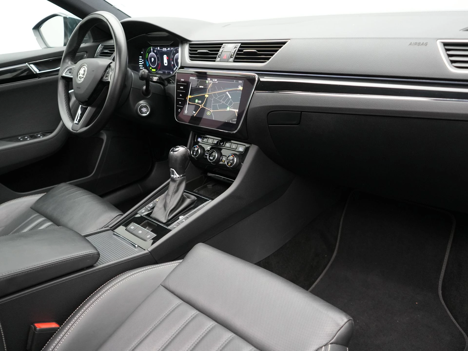 Hoofdafbeelding Škoda Superb