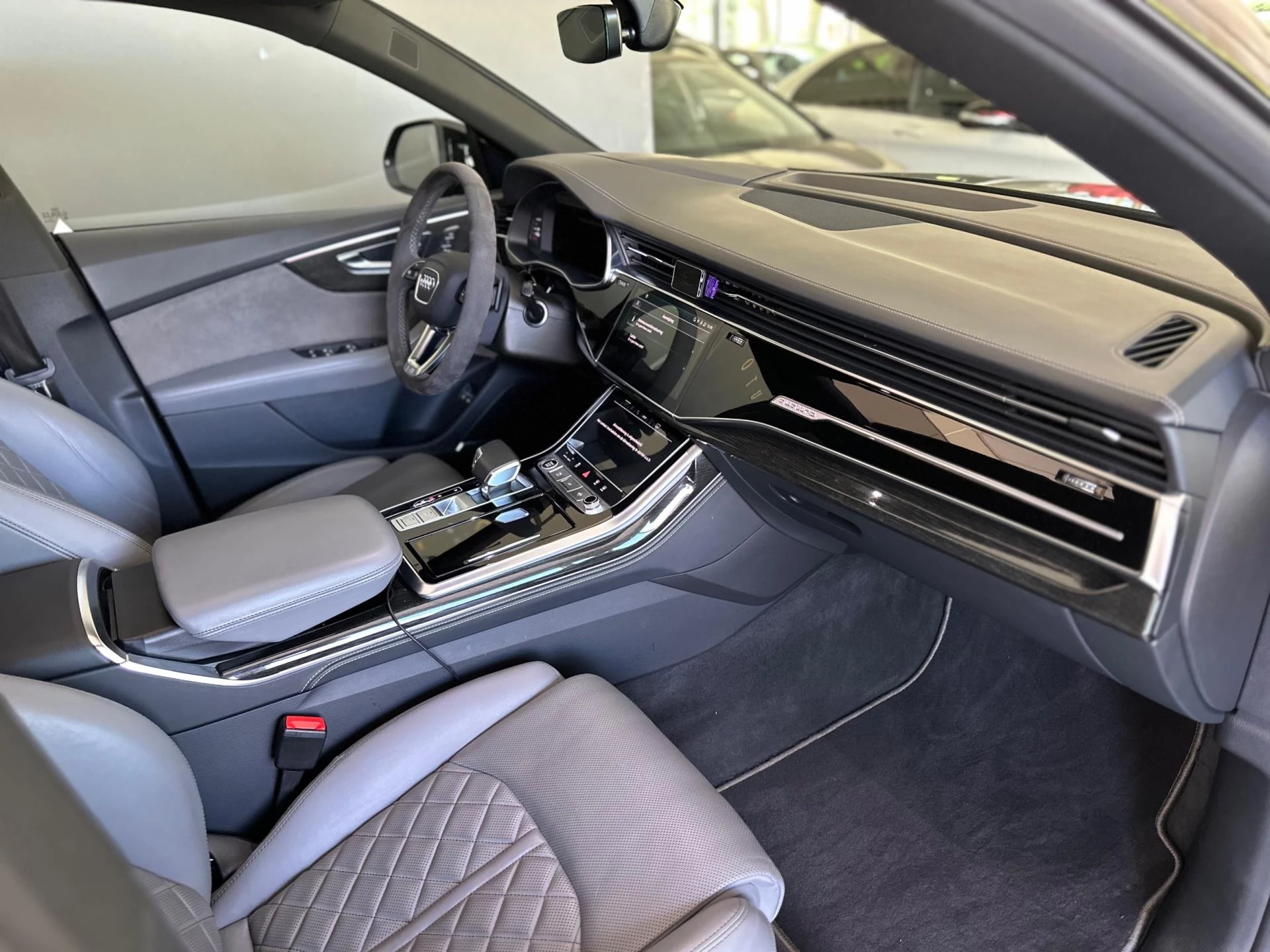 Hoofdafbeelding Audi Q8