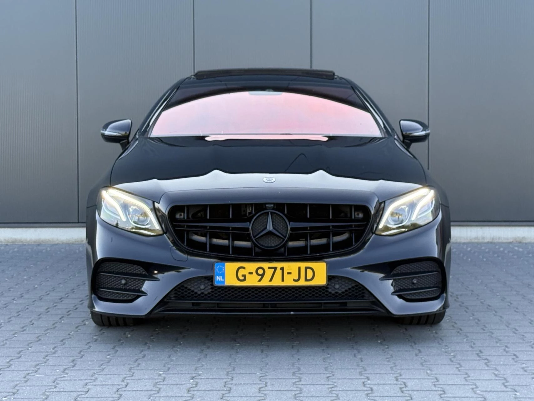 Hoofdafbeelding Mercedes-Benz E-Klasse