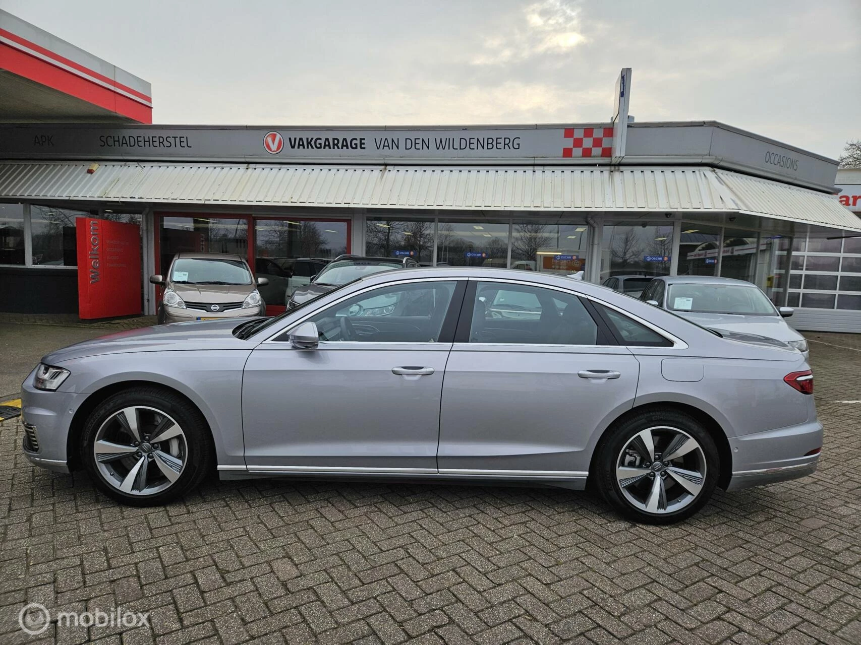 Hoofdafbeelding Audi A8