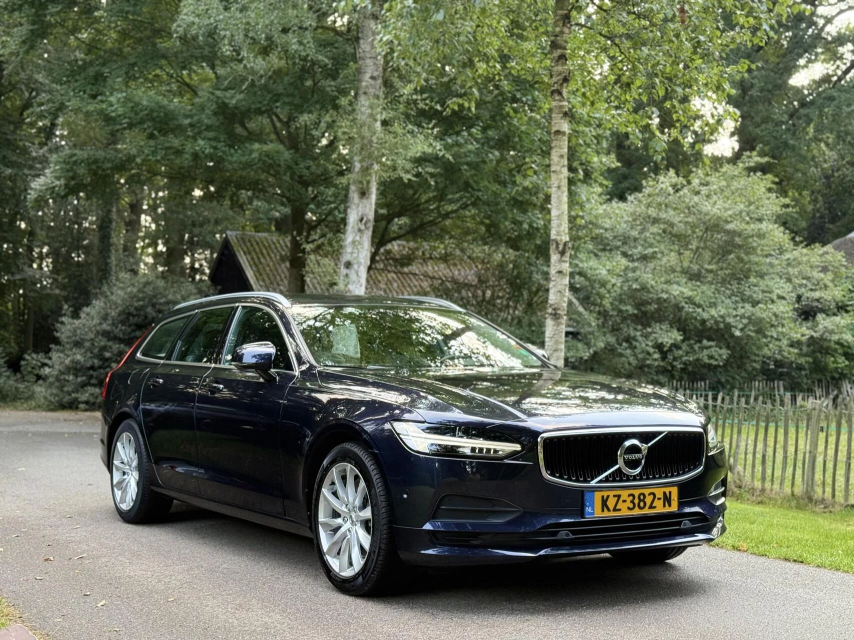 Hoofdafbeelding Volvo V90