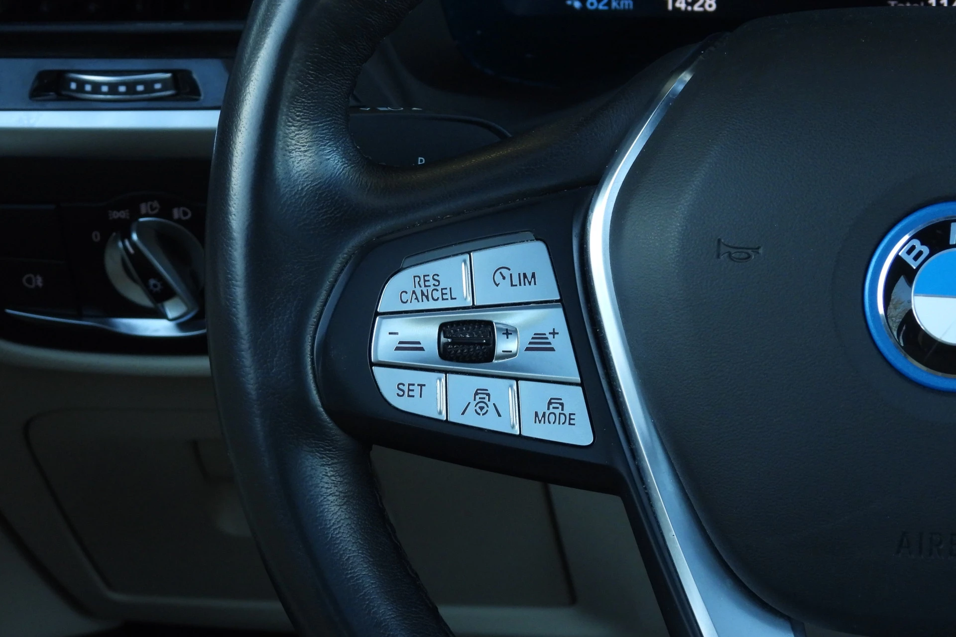 Hoofdafbeelding BMW iX3