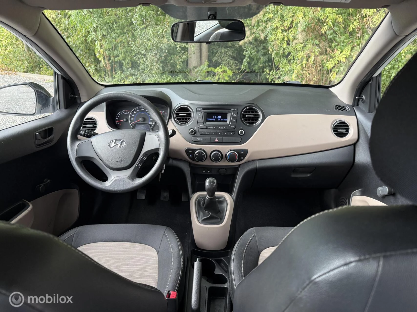 Hoofdafbeelding Hyundai i10